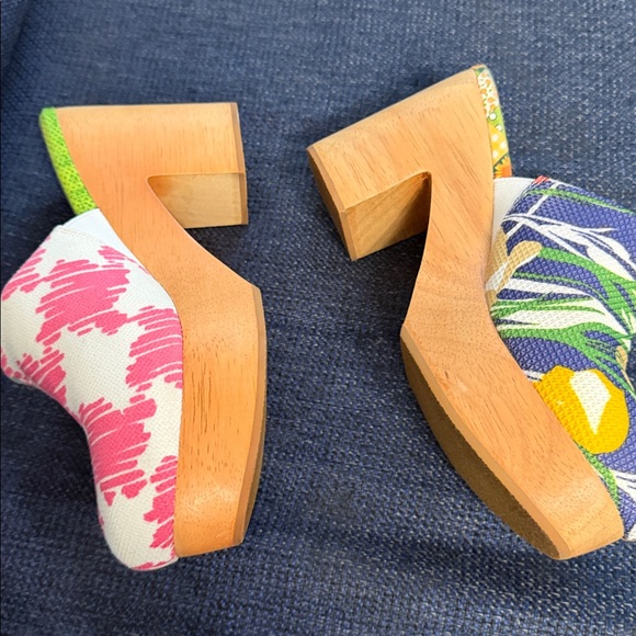 Charlotte Stone Marlo Chesterfield Clogs - Picture 2 of 6